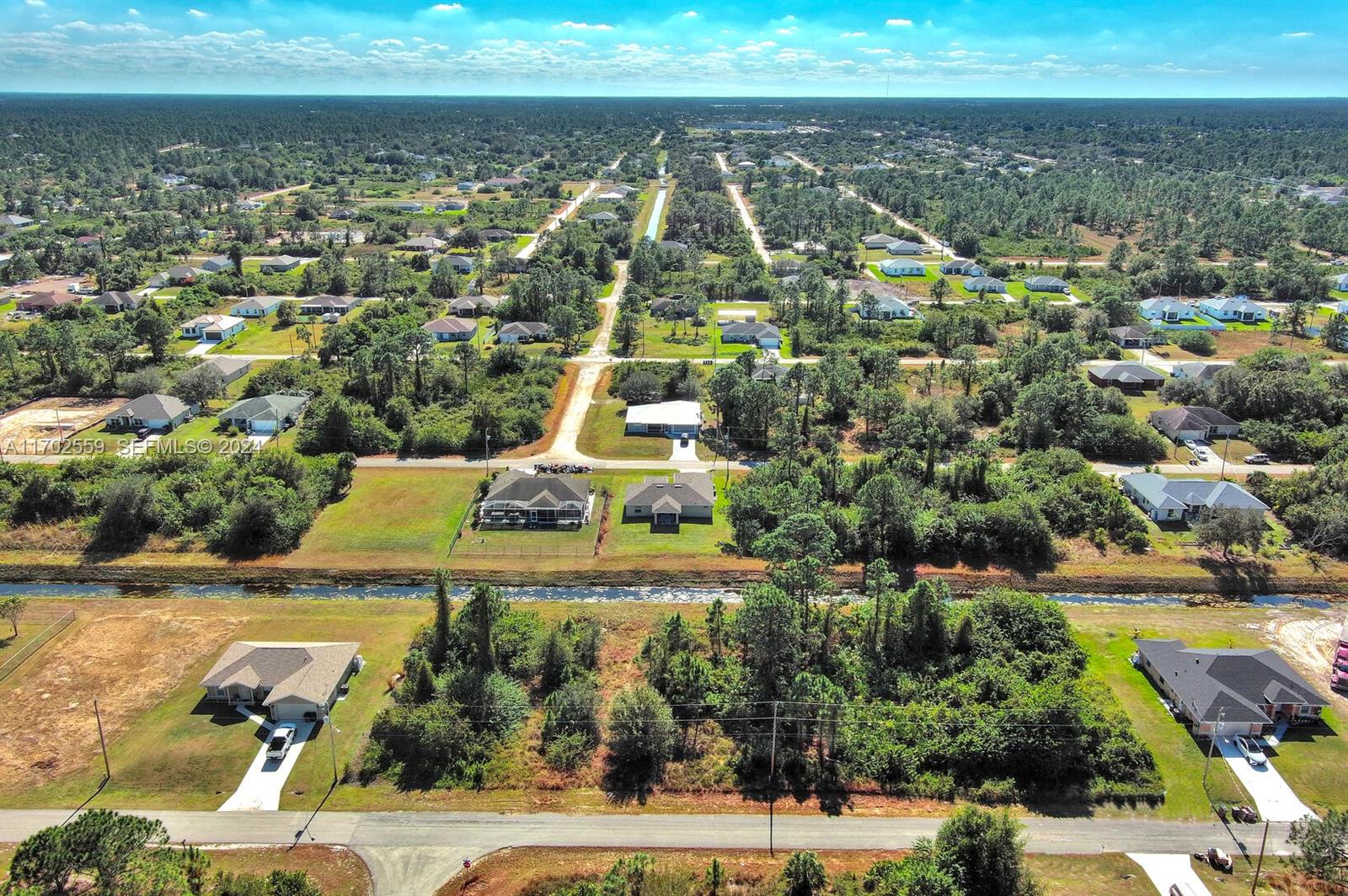 844 Carbon St E, Lehigh Acres, FL 33974 — 13 of 17