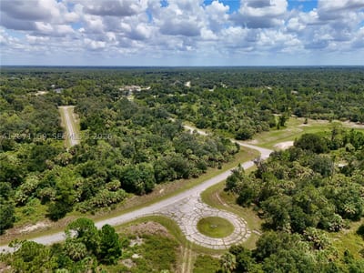 Pilgrim Rd, North Port, FL 34288 — 21 of 43