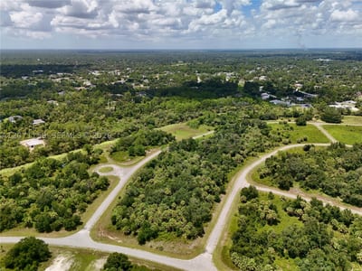 Pilgrim Rd, North Port, FL 34288 — 27 of 43