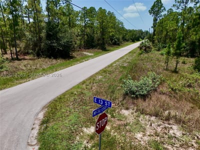 1210 Mcarthur Ave, Lehigh Acres, FL 33972 — 5 of 30