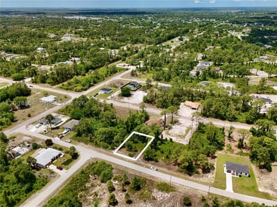 460 Norwood Ave S, Lehigh Acres, FL 33974 — 2 of 26