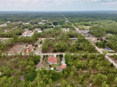 1417 Thompson Ave, Lehigh Acres, FL 33972 — 5 of 38