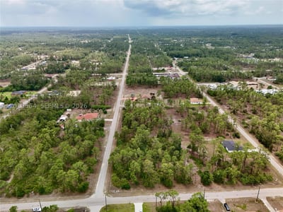 1417 Thompson Ave, Lehigh Acres, FL 33972 — 8 of 38
