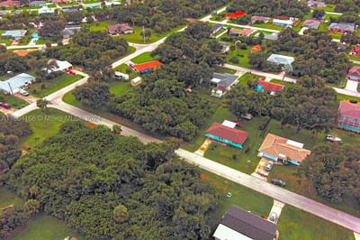 21511 Carleton Ave, Port Charlotte, FL 33952 — 4 of 8