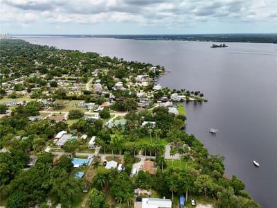 304 Royal Palm Park Rd, Fort Myers, FL 33905 — 4 of 21