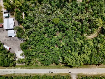 SW Gator Trl, FL 34266 — 3 of 27
