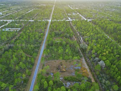 310 Tropicana Dr, Lake Wales, FL 33855 — 13 of 27