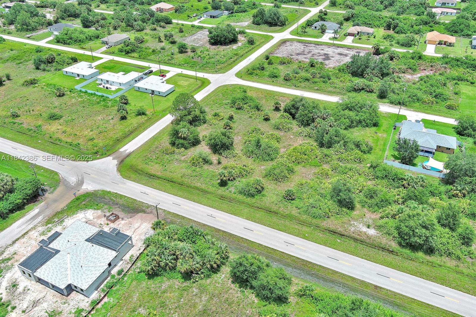 841 Milwaukee Blvd, Lehigh Acres, FL 33974 — 14 of 26