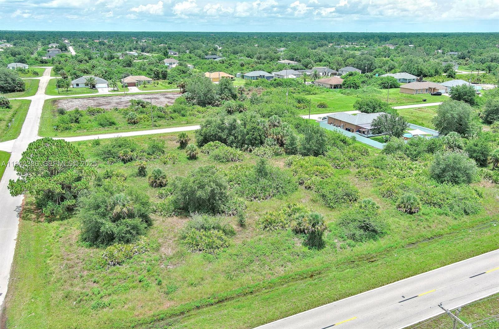 841 Milwaukee Blvd, Lehigh Acres, FL 33974 — 7 of 26