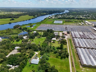 20101 Wagner Ave, FL 33920 — 10 of 59