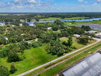 20101 Wagner Ave, FL 33920 — 44 of 59