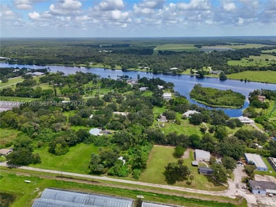 20101 Wagner Ave, FL 33920 — 5 of 59