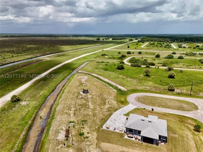 218 Lynbrook Loop, La Belle, FL 33935 — 36 of 39