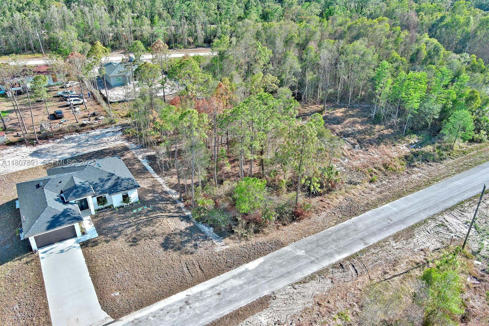 634 Ladd St, Lehigh Acres, FL 33974 — 3 of 23