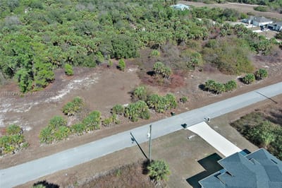 Eastman Cir, North Port, FL 34288 — 10 of 36