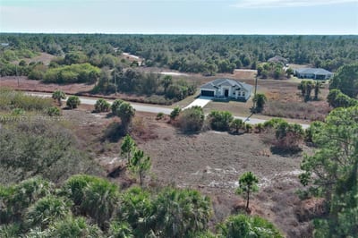 Eastman Cir, North Port, FL 34288 — 35 of 36