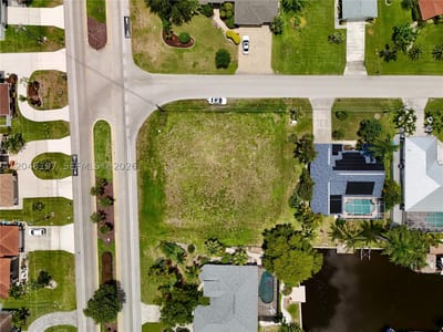 2014 Everest Pkwy, Cape Coral, FL 33904 — 17 of 22