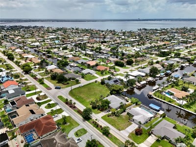 2014 Everest Pkwy, Cape Coral, FL 33904 — 5 of 22