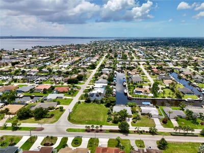 2014 Everest Pkwy, Cape Coral, FL 33904 — 8 of 22