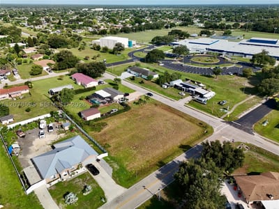 205 Arthur Ave, Lehigh Acres, FL 33936 — 28 of 47