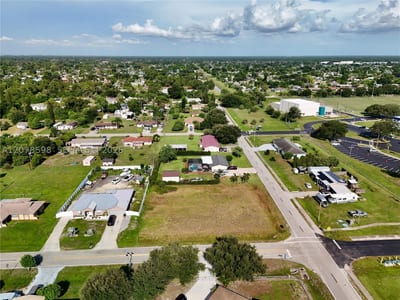 205 Arthur Ave, Lehigh Acres, FL 33936 — 38 of 47