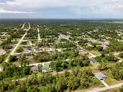 1114 Craft St E, Lehigh Acres, FL 33974 — 6 of 45