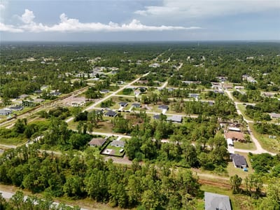 1114 Craft St E, Lehigh Acres, FL 33974 — 7 of 45